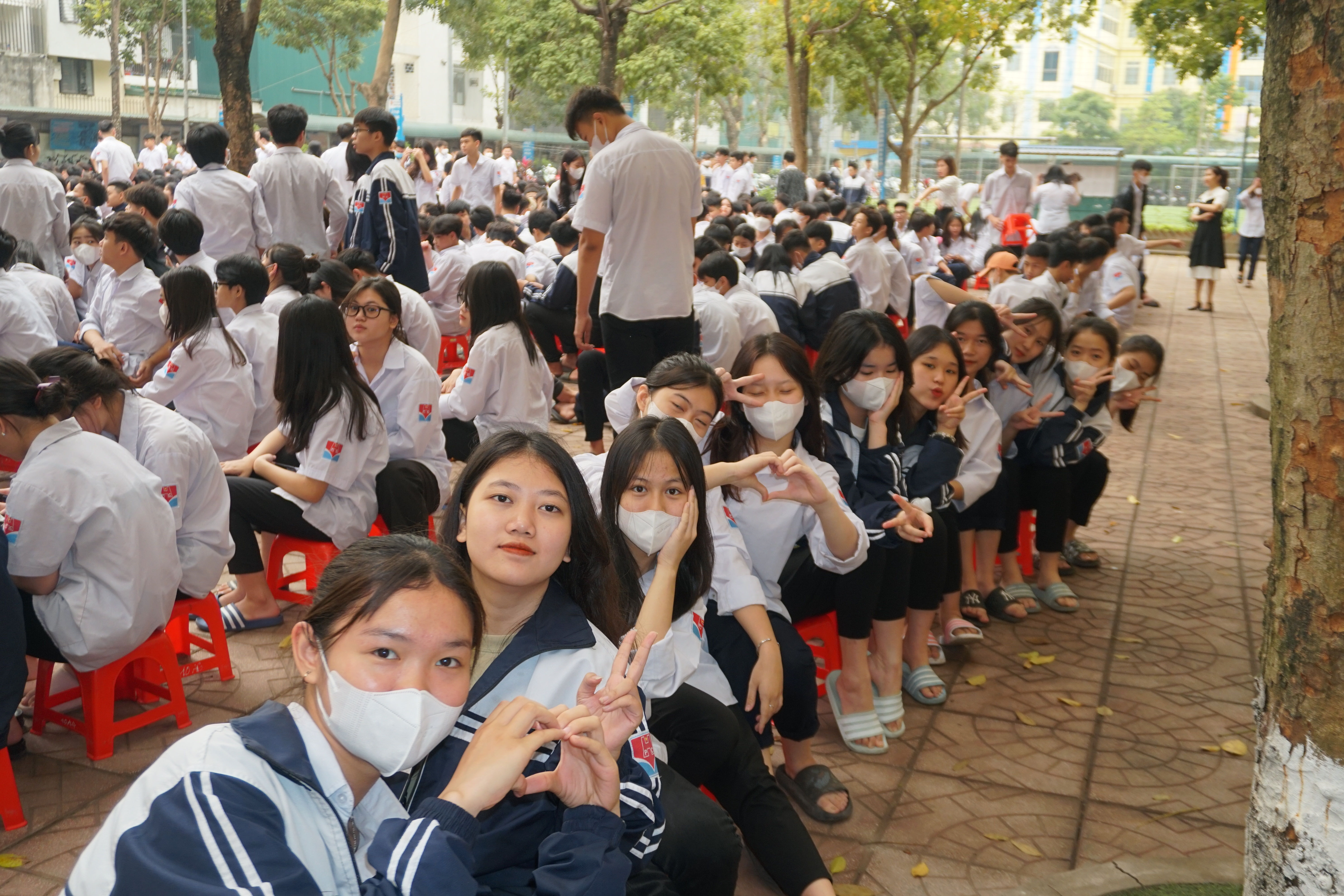 Ngày hội tư vấn hướng nghiệp tại trường THPT Phan Huy Chú – Thạch Thất
